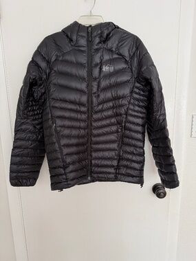 Black REI puffer jacket size small